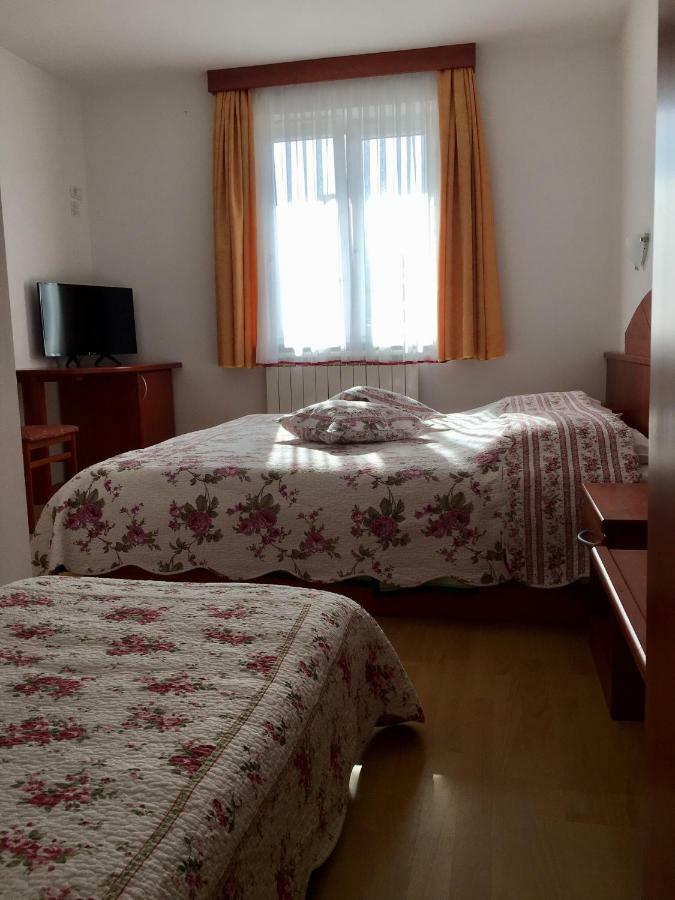 Farm Stay Pri Cepcovih Golac Luaran gambar